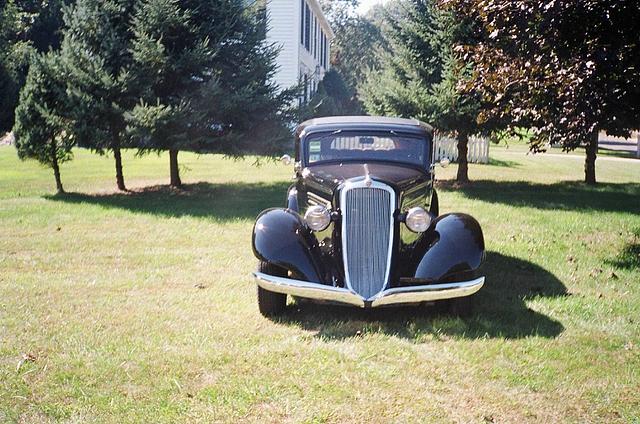 1935 GRAHAM 6-73 SEDAN Manchester CT 06040 Photo #0011174A