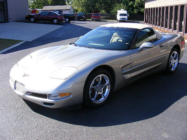 2000 CHEVROLET CORVETTE Holt MI 48842 Photo #0011369A