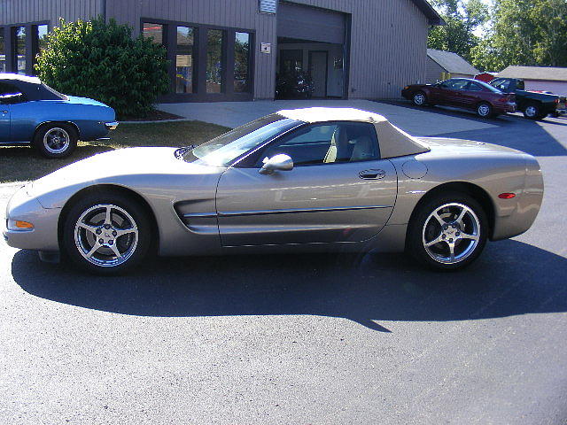 2000 CHEVROLET CORVETTE Holt MI 48842 Photo #0011369A