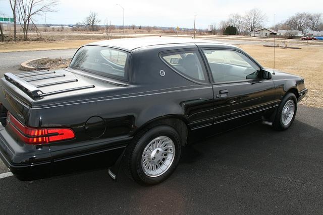 1988 MERCURY COUGAR XR-7 Bloomington IL 61704 Photo #0012017A