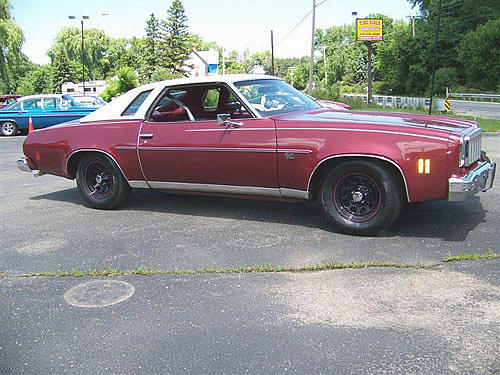 1975 CHEVROLET MALIBU CLASSIC Richmond IL 60071 Photo #0012541A