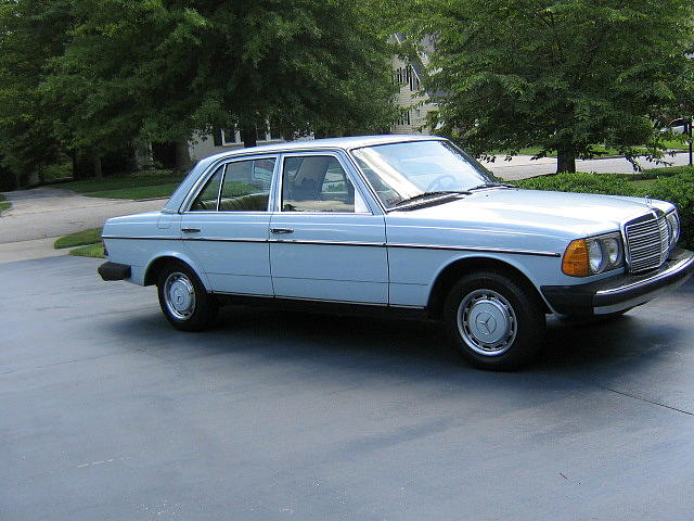 1978 MERCEDES BENZ 230 High Point NC 27262 Photo #0012656A