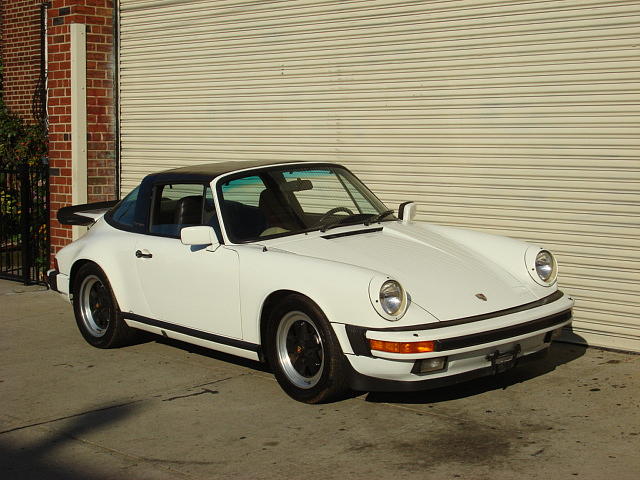 1984 PORSCHE 911 Long Island City NY 11103 Photo #0012783A