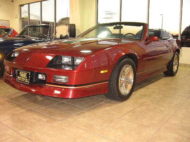 1990 CHEVROLET CAMARO Z28 IROC Dewitt IA 52742 Photo #0012835A