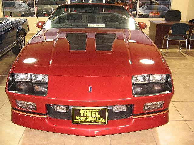 1990 CHEVROLET CAMARO Z28 IROC Dewitt IA 52742 Photo #0012835A