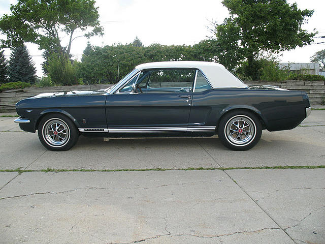 1965 FORD MUSTANG Troy MI 48084 Photo #0013196A