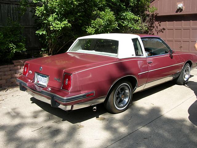 1984 PONTIAC GRAND PRIX BROUGHAM Des Moines IA 50312 Photo #0013827A