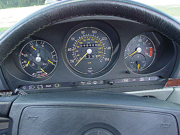 1989 MERCEDES BENZ 560SL Spring Grove IL 60081 Photo #0014391A