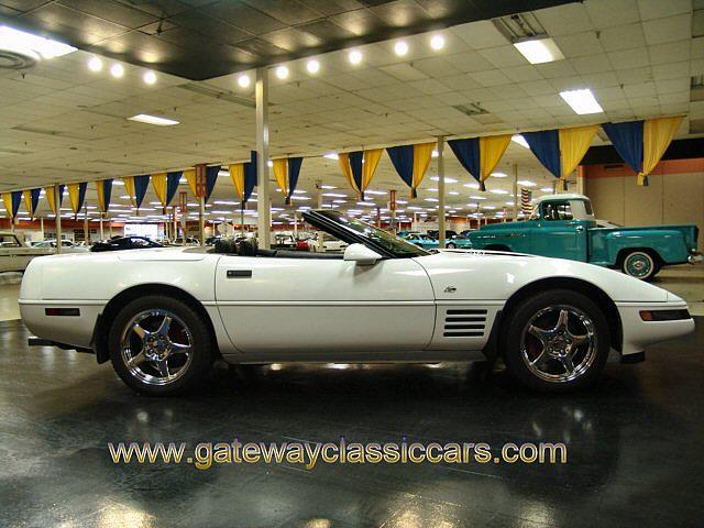 1993 CHEVROLET CORVETTE Fairmont City IL 62201 Photo #0014460A