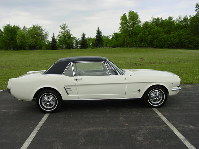 1966 FORD MUSTANG Lakeville MN 55044 Photo #0014539A