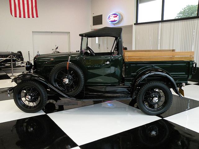 1930 FORD MODEL A ROADSTER PICKUP Warrensburg MO 64093 Photo #0014642A