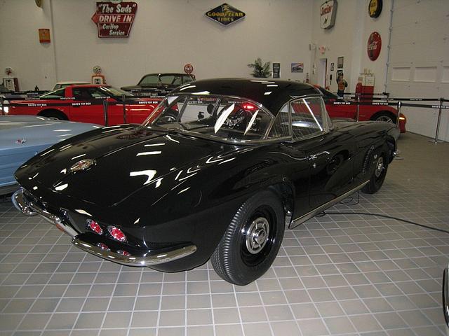 1962 CHEVROLET CORVETTE Burr Ridge IL 60527 Photo #0015222A