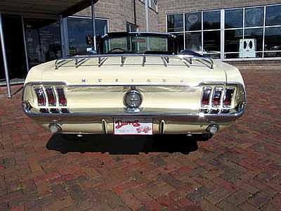 1967 FORD MUSTANG CONVERTIBLE Cedar Rapids IA 52404 Photo #0015488A