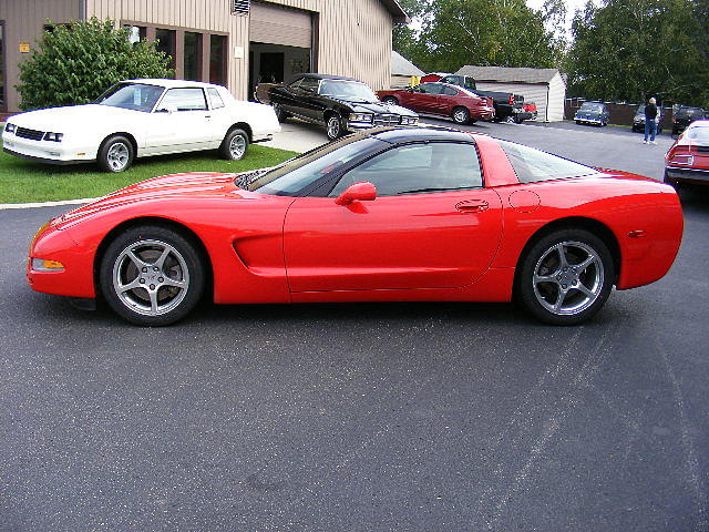 2001 CHEVROLET CORVETTE Holt MI 48842 Photo #0015901A