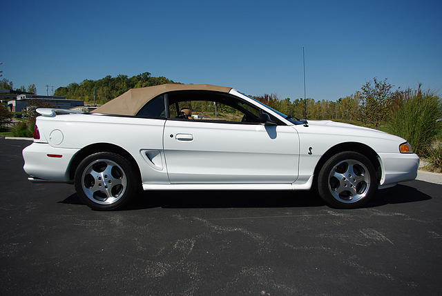 1997 FORD MUSTANG St Charles MO 63301 Photo #0016509A