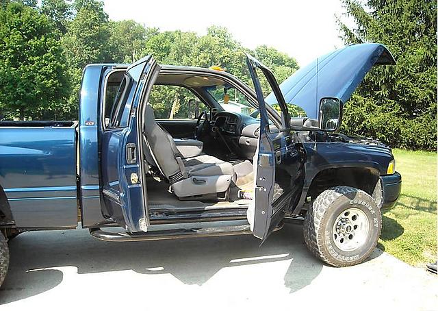 2001 DODGE RAM Indianapolis IN 46203 Photo #0017618A