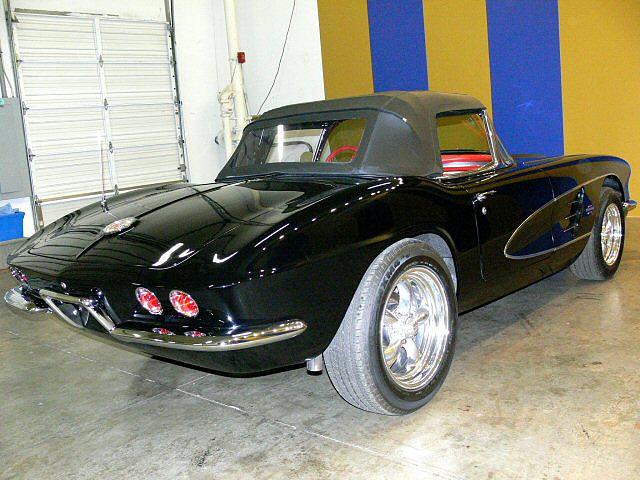 1961 CHEVROLET CORVETTE Charlotte NC 28269 Photo #0019143A