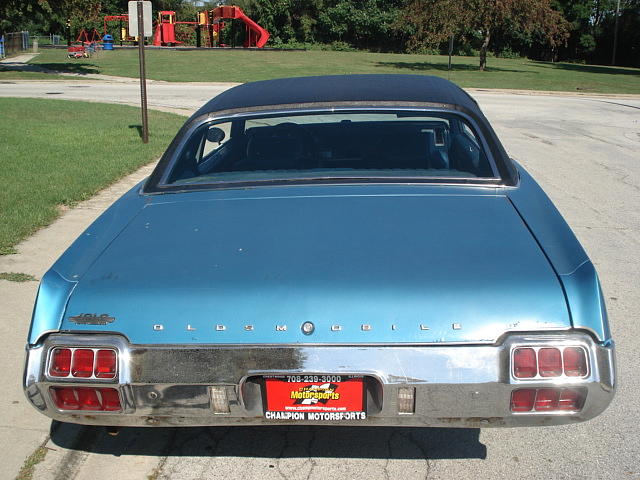 1972 OLDSMOBILE CUTLASS SUPREME Crestwood IL 60445 Photo #0021867A