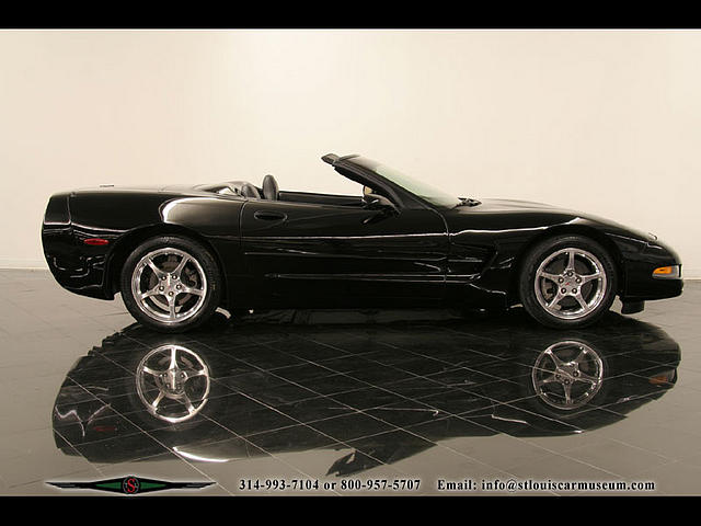 2004 CHEVROLET CORVETTE St Louis MO 63114 Photo #0022953A