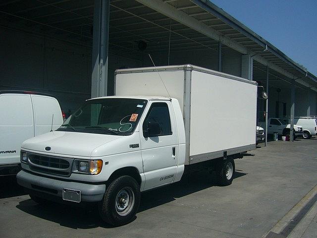 2002 FORD E350 Fullerton CA 92832 Photo #0024280A