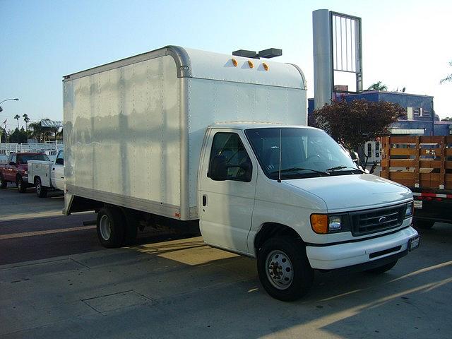 2003 FORD E350 Fullerton CA 92832 Photo #0024291A