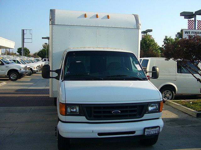 2003 FORD E350 Fullerton CA 92832 Photo #0024291A