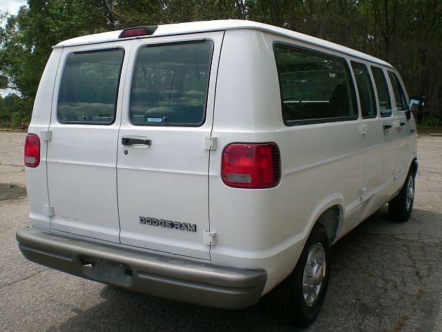 1994 DODGE RAM VAN FRANKLINTON NC 27525 Photo #0024461B