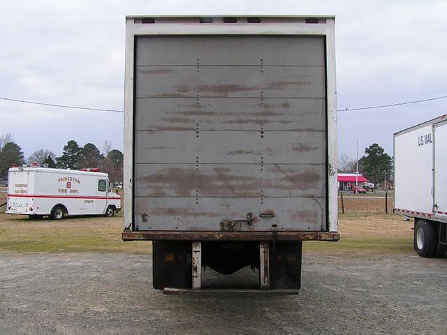 1998 MITSUBISHI FUS FMMR Princeton NC 27569 Photo #0024600E