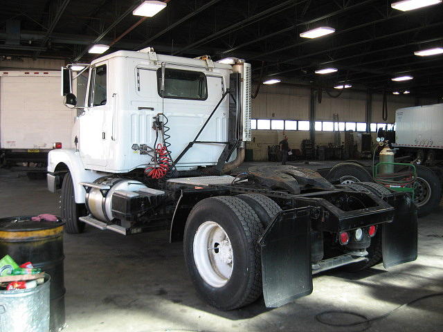 1998 VOLVO DAY CAB Cincinnati OH 45241 Photo #0024602A