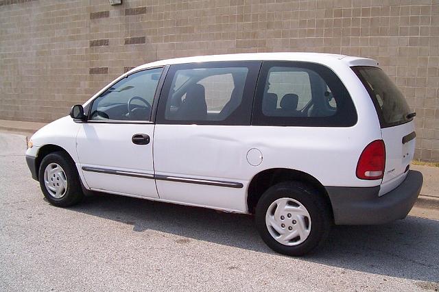 1999 DODGE CARAVAN Moline IL 61265 Photo #0024608A