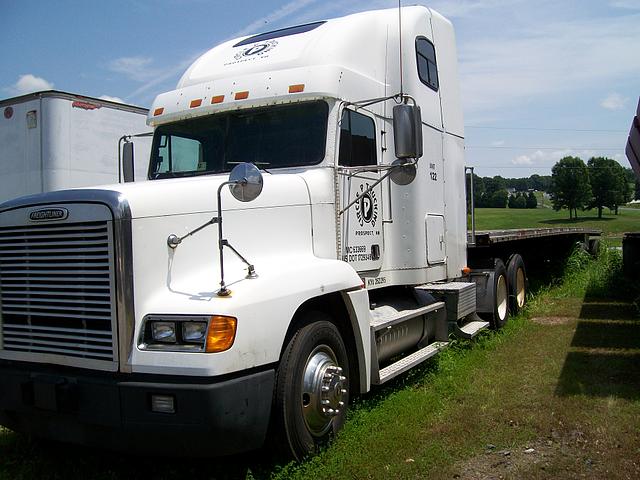 1999 FREIGHTLINER FLD 120 Concord VA 24538 Photo #0024624B