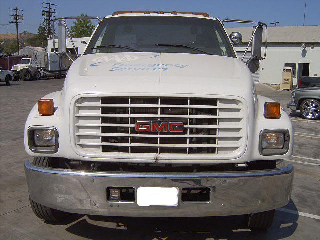 1999 GMC C6500 Whittier CA 90601 Photo #0024628K