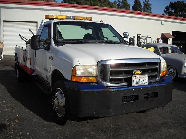 2000 Ford F550 TORRANCE CA Photo #0024678D