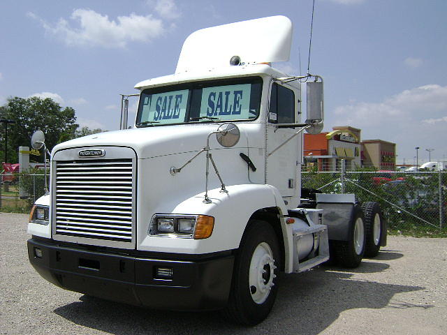 2000 FREIGHTLINER FLD11264ST Houston TX 77013 Photo #0024688A