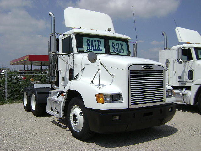 2000 FREIGHTLINER FLD11264ST Houston TX 77013 Photo #0024688A