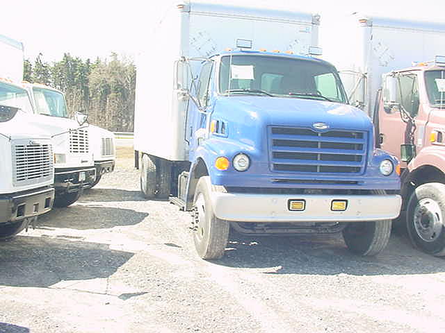 2000 STERLING L7500 Liverpool NY 13088 Photo #0024725B