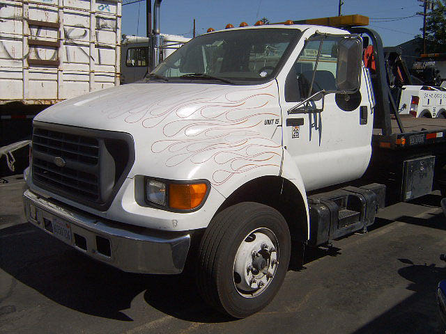 2001 FORD F650 Whittier CA 90601 Photo #0024748A