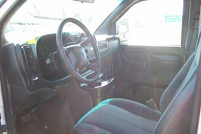 2002 CHEVROLET 3500 EXPRESS V Tampa FL 33637 Photo #0024814A