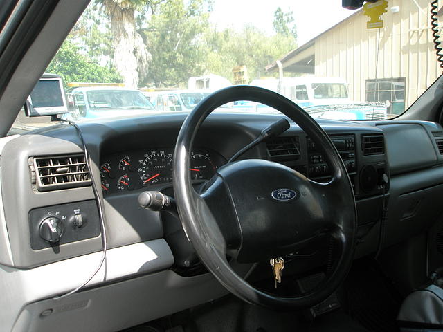 2002 FORD F650 Escondido CA 92026 Photo #0024825B