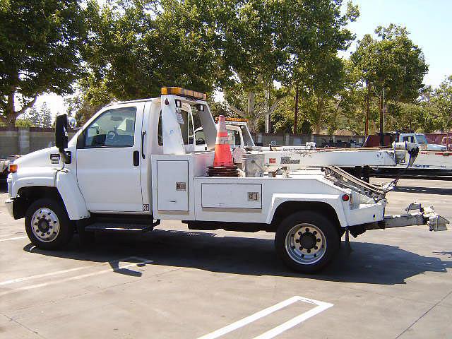 2002 GMC C5500 Whittier CA 90601 Photo #0024834H