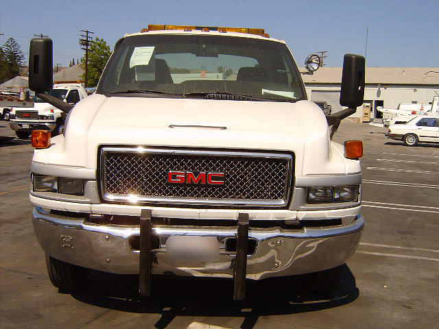 2002 GMC C5500 Whittier CA 90601 Photo #0024834H