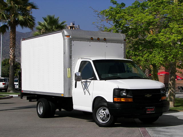 2003 CHEVROLET 3500 BURBANK CA Photo #0024875A