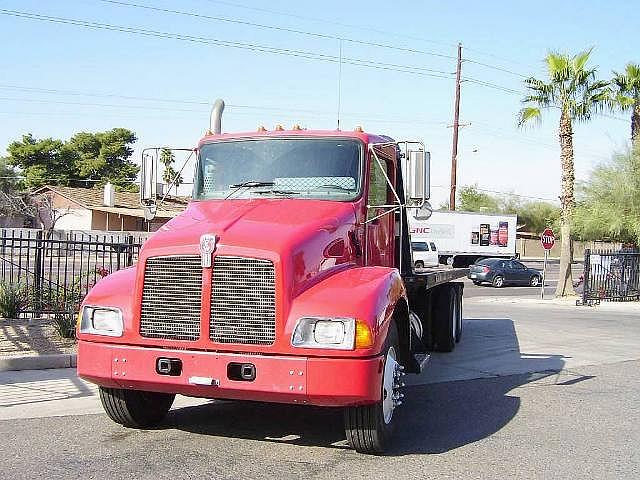 2003 KENWORTH T300 Montebello CA 90640 Photo #0024923A