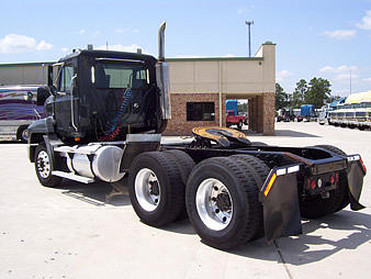 2003 MACK CH613 Porter TX 77365 Photo #0024924A