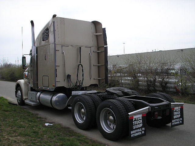 2004 FREIGHTLINER CORONADO Cincinnati OH 45241 Photo #0024967A