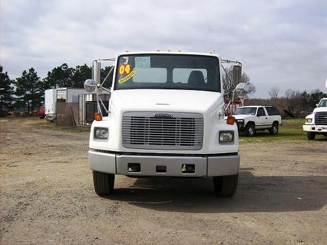 2004 FREIGHTLINER FL-70 Lonoke AR 72086 Photo #0024970A