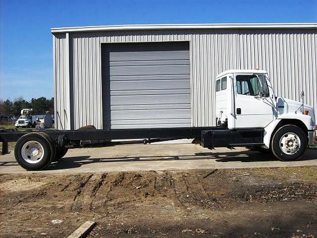 2004 FREIGHTLINER FL-70 Lonoke AR 72086 Photo #0024970A