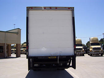 2004 FREIGHTLINER M2 Porter TX 77365 Photo #0024973A