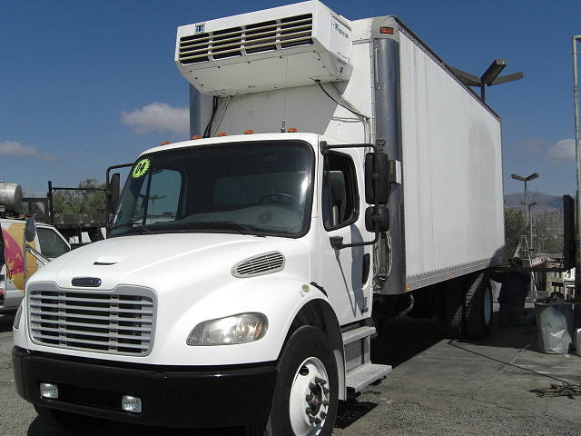 2004 FREIGHTLINER M2 San Diego CA 92154 Photo #0024975C