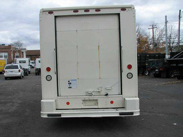 2004 FREIGHTLINER MT45 Middletown CT 06457 Photo #0024980A